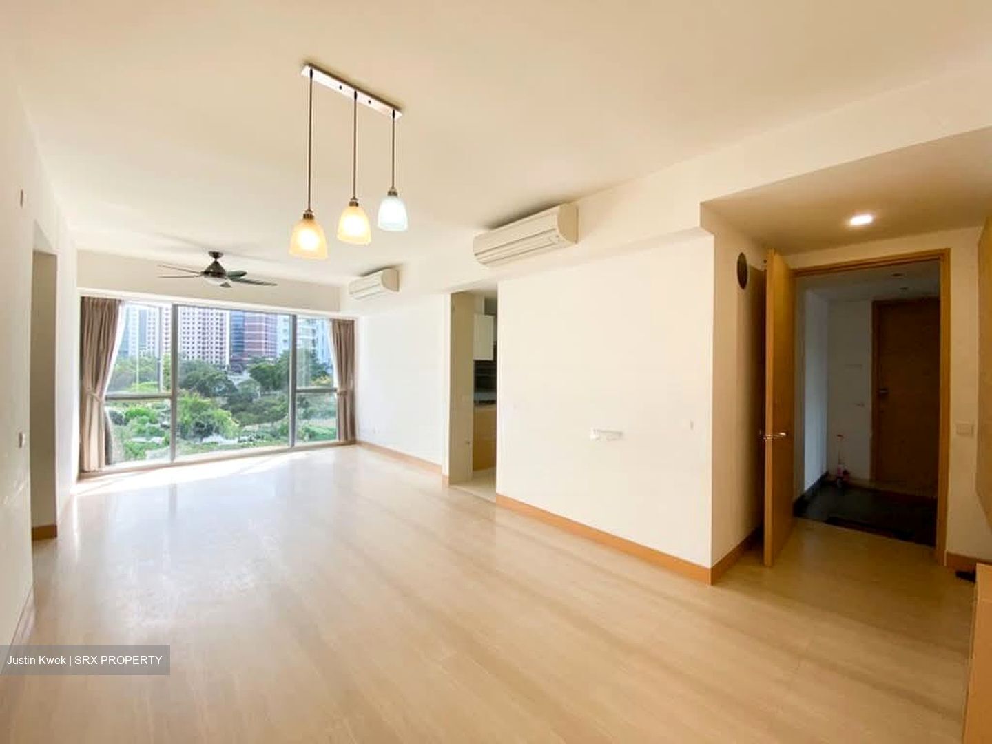 SilverSea (D15), Condominium #595110301